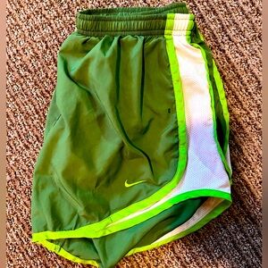 Nike FITDRY green shorts